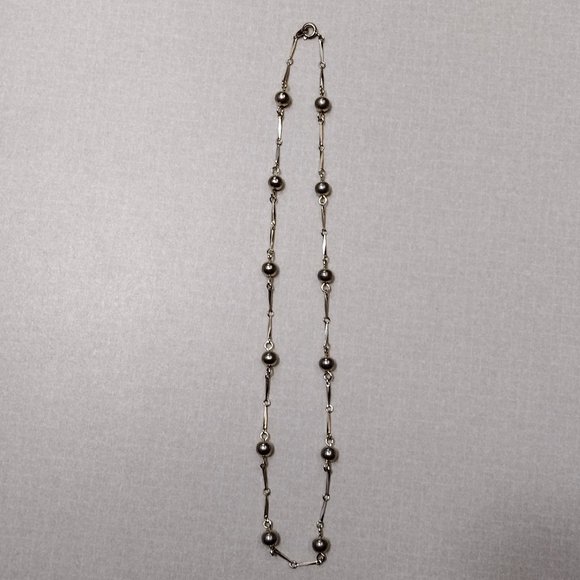 Gold Tone Metallic Necklace - Picture 5 of 7